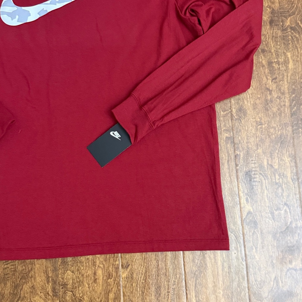 Nike Team Crimson Long Sleeve Tee Size XXL - Picture 6 of 17